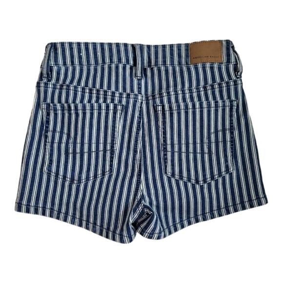 American Eagle Stripped Jean Shorts. Size 0. Blue & White - Picture 7 of 10